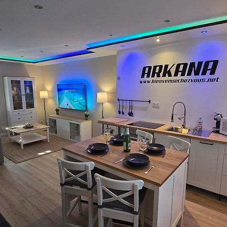 Arkana, Appartement Avec 2 Places De Parking Dole Exteriér fotografie