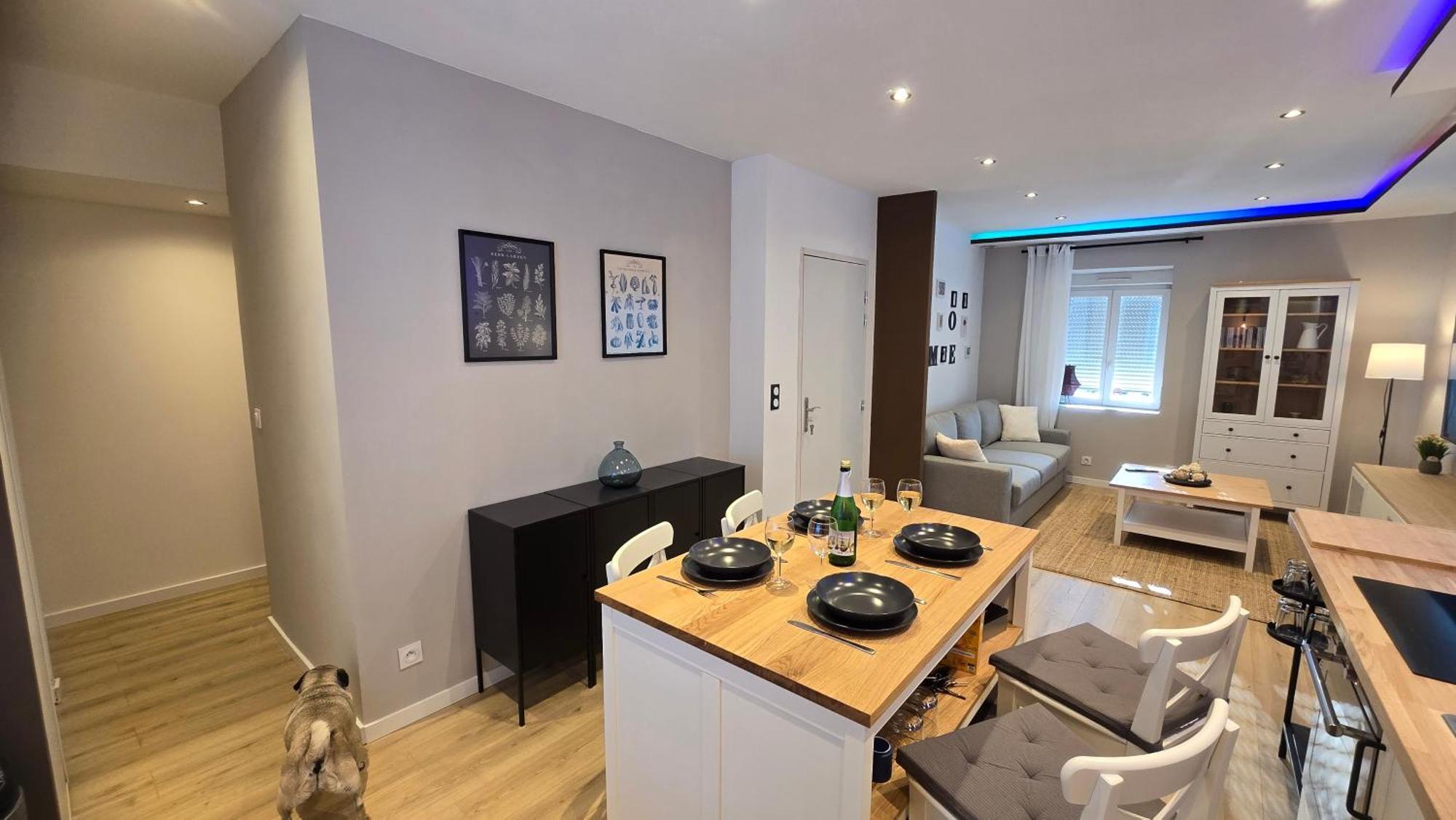 Arkana, Appartement Avec 2 Places De Parking Dole Exteriér fotografie